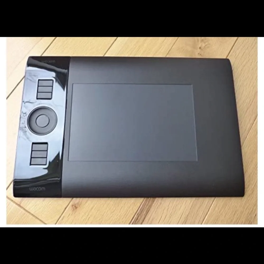 $400 Wacom Black Graphics Tablet with Pen and Mouse